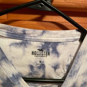 Hollister long sleeve T-shirt